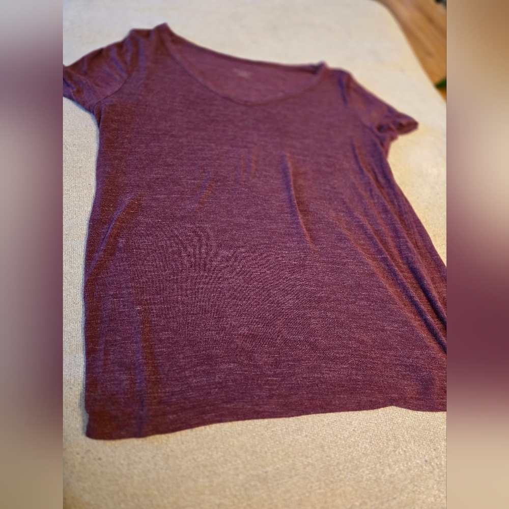 Merona XL burgundy T-shirt. Good Condition